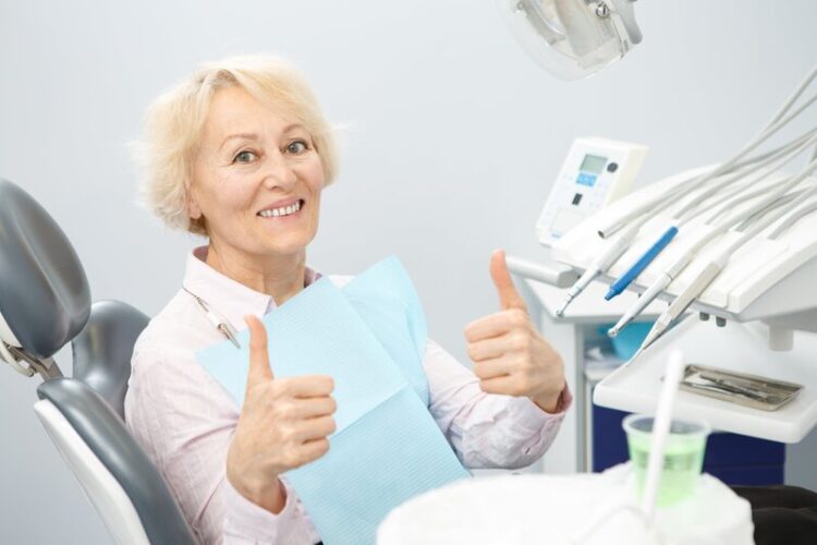 Zahnvorsorge Gießen - Warum Kontrolluntersuchungen beim Zahnarzt und eine Professionelle Zahnreinigung so wichtig sind