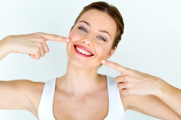 Professionelle Zahnreinigung Gießen: Zahnschäden vermeiden und Mundgesundheit fördern
